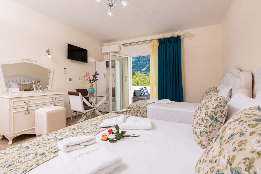 Deluxe Triple - Stratos Deluxe Apartments Thassos